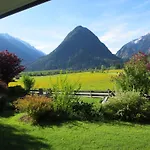 Guest house Gaestehaus Scharler Neukirchen am Grossvenediger
