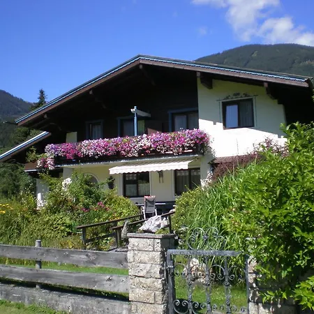 Gaestehaus Scharler Нойкирхен-ам-Гросфенедигер